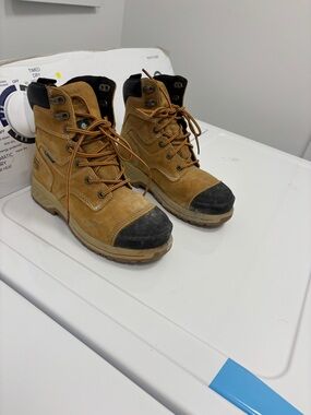 Timberland PRO Black and Orange Work Shoe Interior